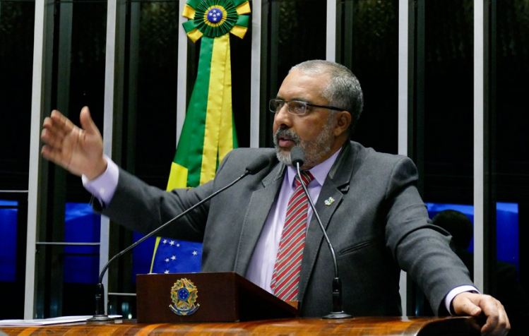Ideia do Estatuto do Trabalho surgiu dos debates da Frente pelo Brasil, diz Paim